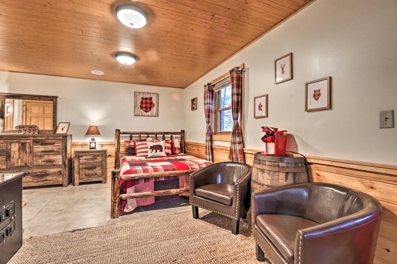 Cozy Cabin With Hot Tub In The Heart Of Pigeon Forge Villa Exterior photo